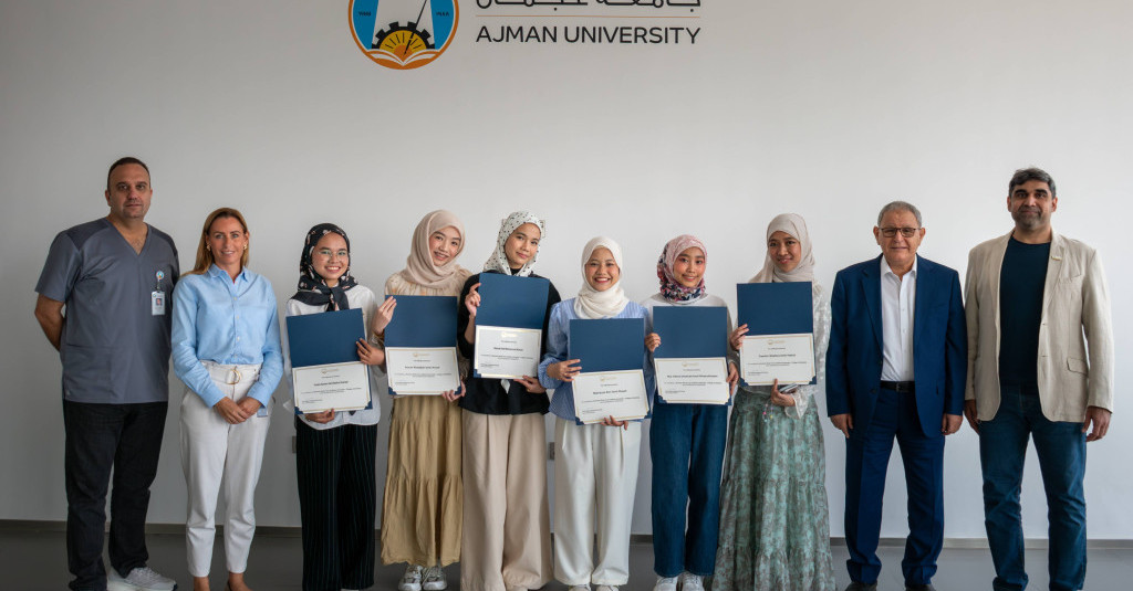 University of Malaya Dental Students Visit Ajman University for Study Tour