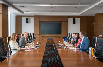 TIEC Delegation Visits Ajman University to Strengthen Strategic Partnership